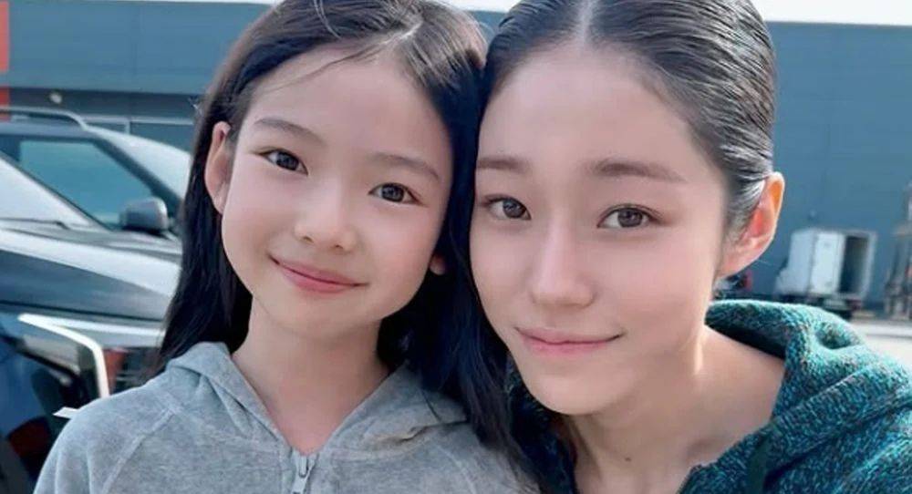 Child actress Choi So Yul gains attention for looking almost identical to Roh Yoon Seo in sweet photos from 'The East Palace'