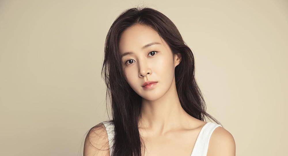 Yuri leaves SM Entertainment after 19 years, but she remains in Girls’ Generation as the group prepares a full 20th anniversary comeback