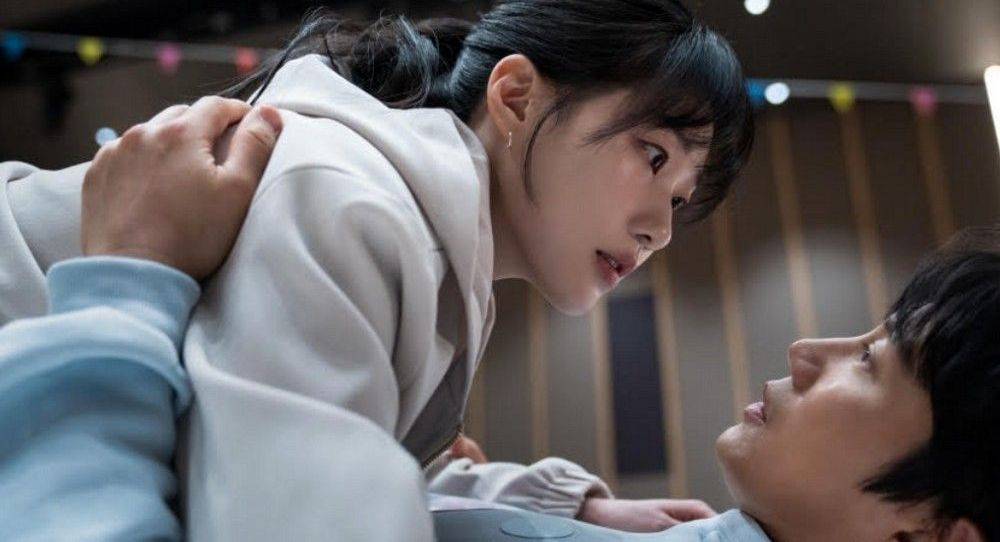 Ji Sung’s 'The Apartment Job' climbs to 6 percent and takes first place across all channels as the JTBC drama gains strong momentum