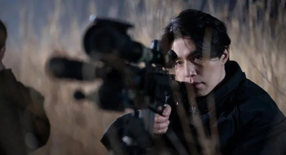 Lee Dong Wook and 'A Shop for Killers 2' sweep the No. 1 spots as the Disney+ thriller dominates the latest drama buzz rankings