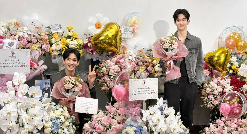 Kim Soo Hyun shows a bright smile in new agency photos as he returns to public activities