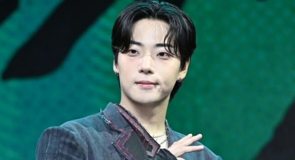 ONF’s E-Tion diagnosed with a partial rotator cuff tear as agency changes performances and says he will focus on recovery