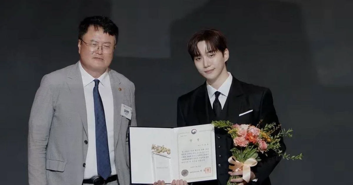 Lee Junho receives Culture Ministry honor for helping expand Korean content worldwide