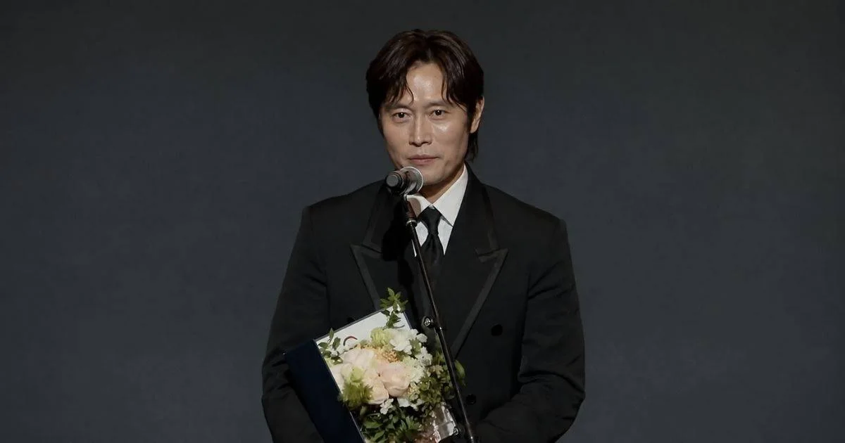 Lee Byung Hun honored for global impact of Korean content after 'Squid Game' success
