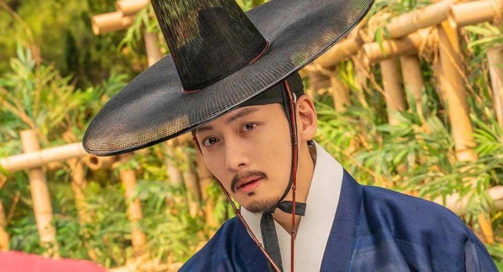 Ji Chang Wook says he let parts of himself shape Jo Won in 'The Scandal'