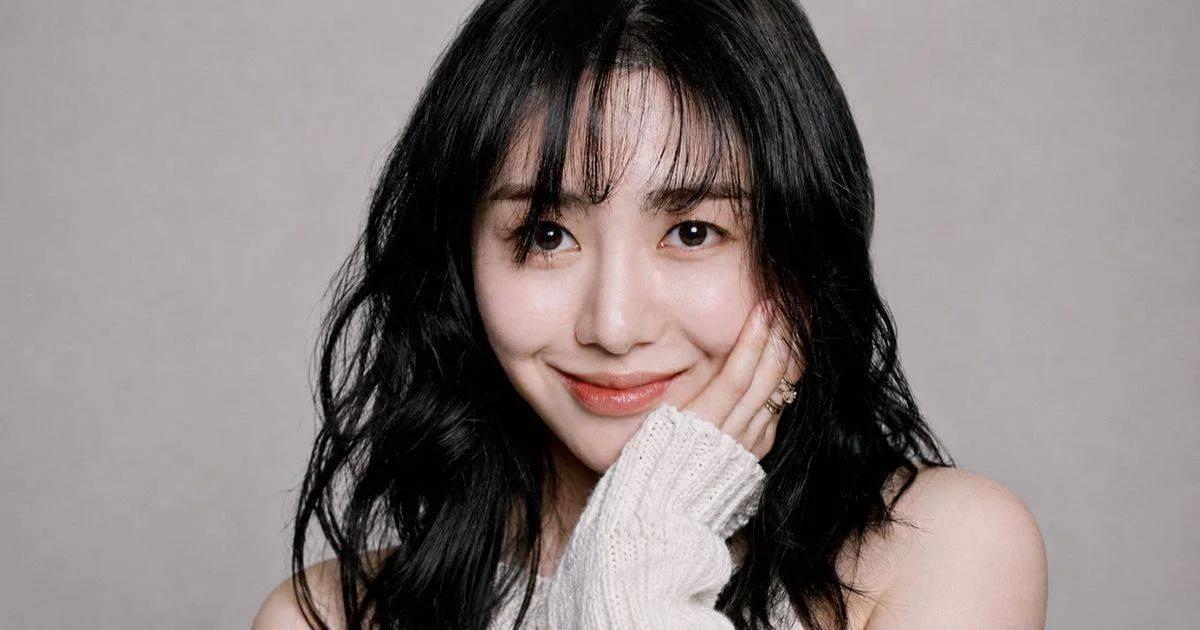 Former AOA member Kwon Mina directly responds to plastic surgery rumors and says she has only received lifting and skin treatments