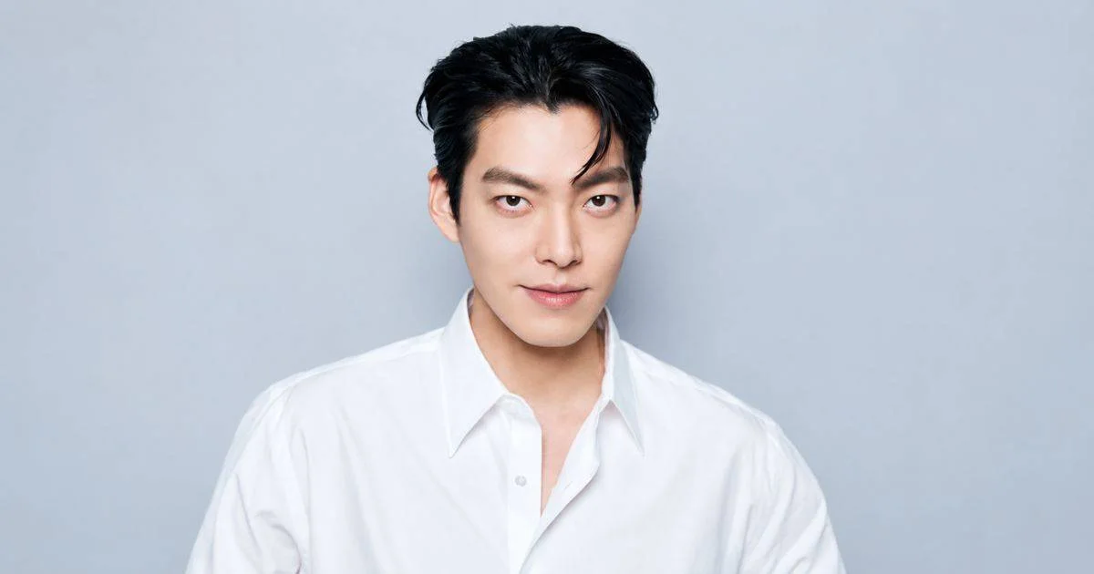 Kim Woo Bin surprises staff by having one-on-one meals with 20 rookie actors