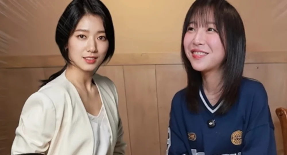 Park Shin Hye casually helps at her parents’ restaurant after welcoming second child