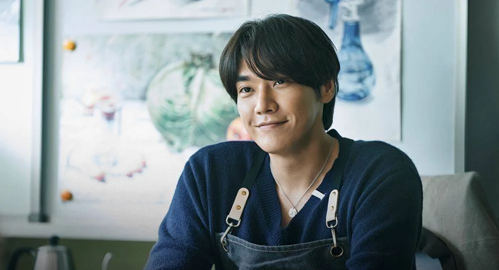 Kim Young Kwang reveals funny reason he keeps choosing romantic comedies at 39