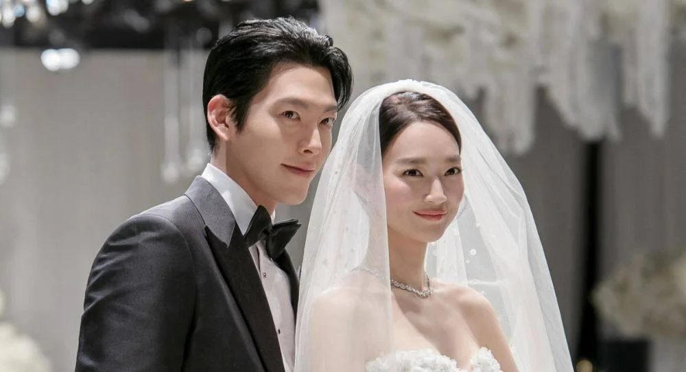 Shin Min Ah and Kim Woo Bin's donations surpass 5 billion won, leaving Yoo Jae Suk impressed
