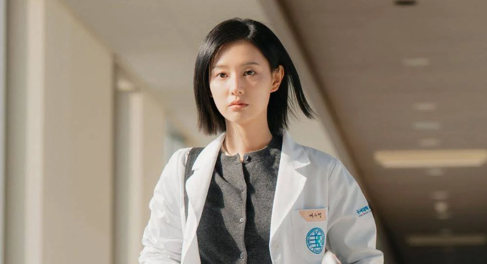 Kim Ji Won’s ‘Doctor X’ hits another personal best with 18.5% nationwide ratings and 20.8% peak
