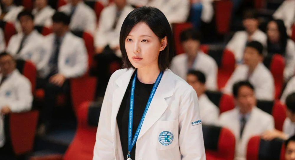 Kim Ji Won's 'Doctor X' moves overseas viewers to tears and sparks interest in Gwangju history